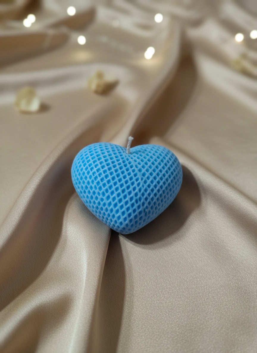GRID EMBOSSED HEART SHAPED SOY WAX CANDLE PACK OF 3